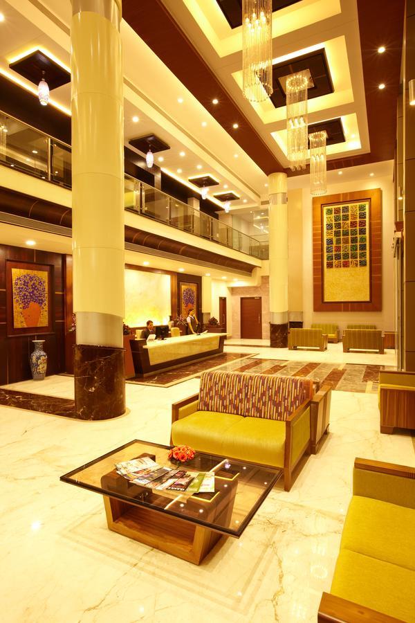 Club Emerald Mumbai Exterior foto